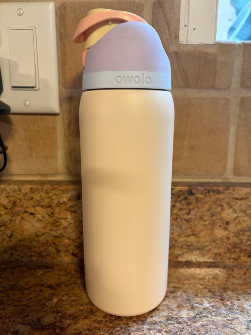 Owala Pastel Cream Stainless Water Bottle with Pink & Lavender Lid